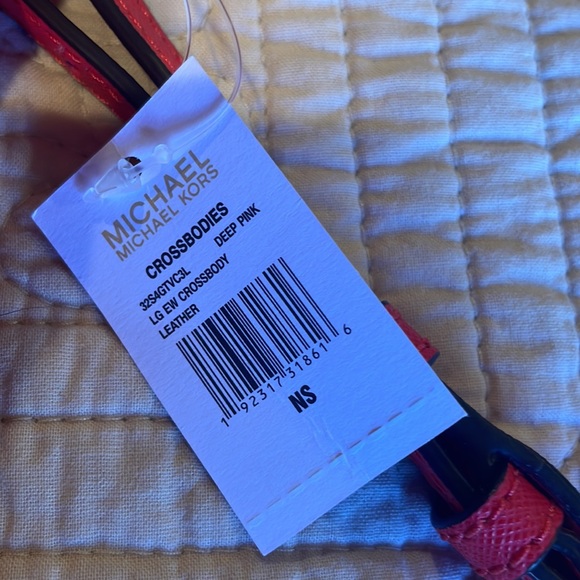 MICHAEL KORS BRAND NEW CROSSBODY ⚡️ quick price drop - Picture 4 of 4